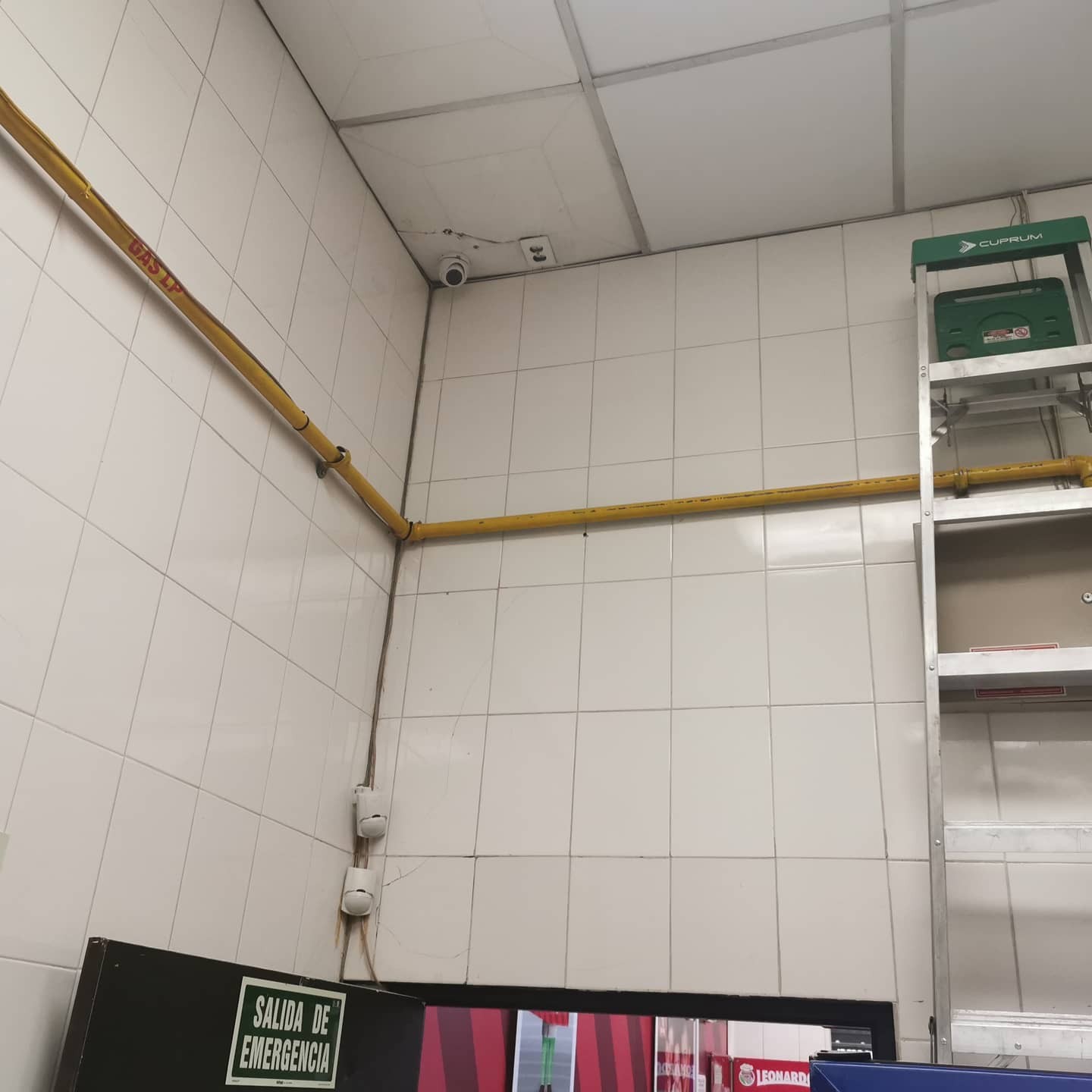 Líneas de gas comercial